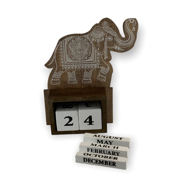 Elephant Perpetual Calendar Wood Blocks Brown White Black - Picture 3 of 11